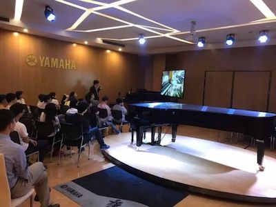 万利特邀艺术家浙江音乐学院钢琴系丁阳博士Hybrid远程教育大师班+音乐会圆满成功