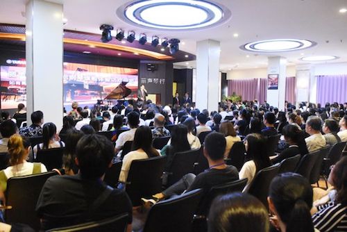 万利未来艺术家孙麒麟河南巡讲-郑州站圆满落幕