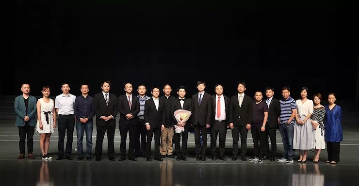 连云港万利钢琴旗舰体验店开业庆典暨万利艺术家鲍释贤钢琴独奏音乐会圆满落幕